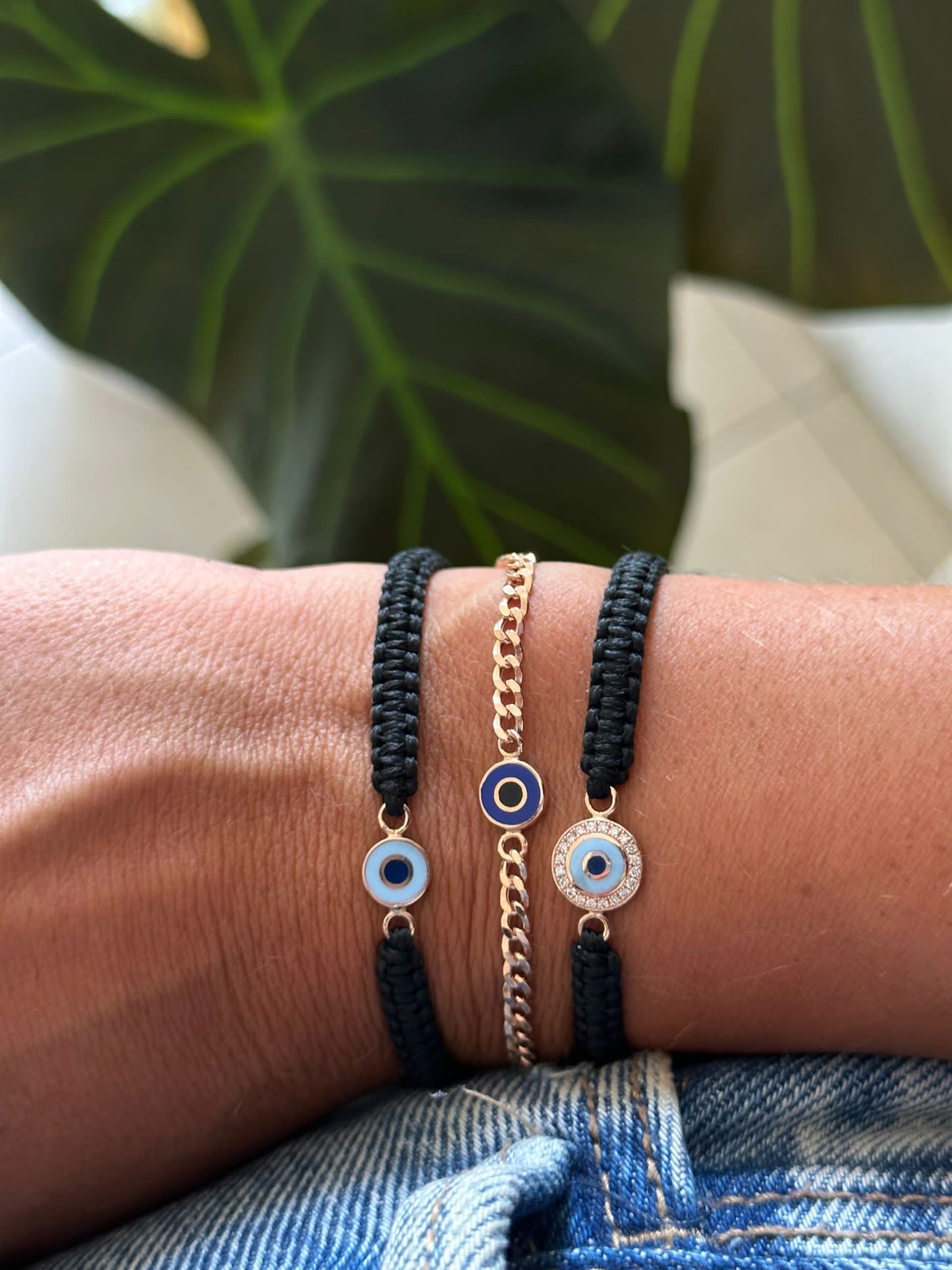 Eye enamel bracelet