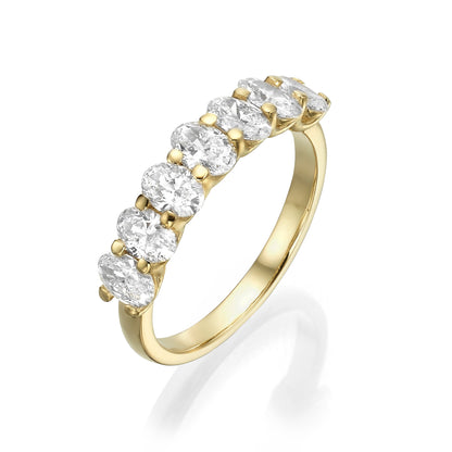 Oval diamonds ring