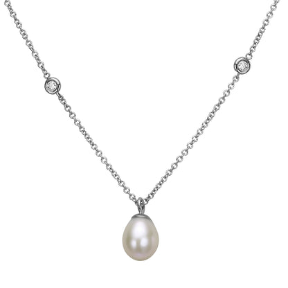 Pearl necklace