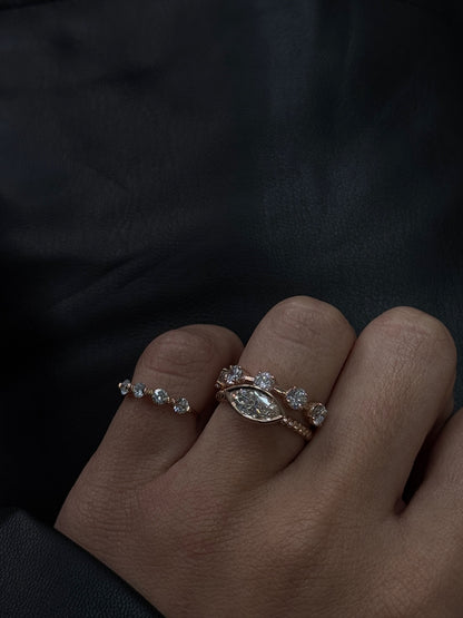 5 diamonds Ring
